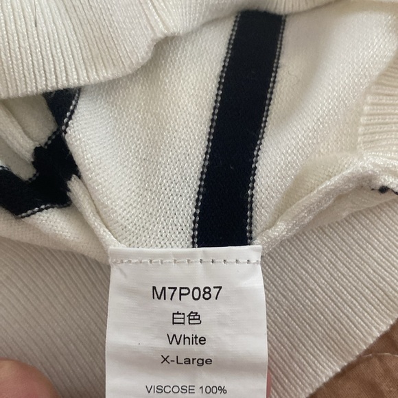 Striped Henley Sweater XL - Picture 5 of 5